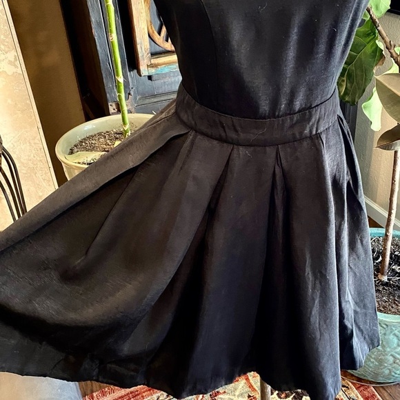 Revolve little black dress swing skirting - Picture 13 of 14